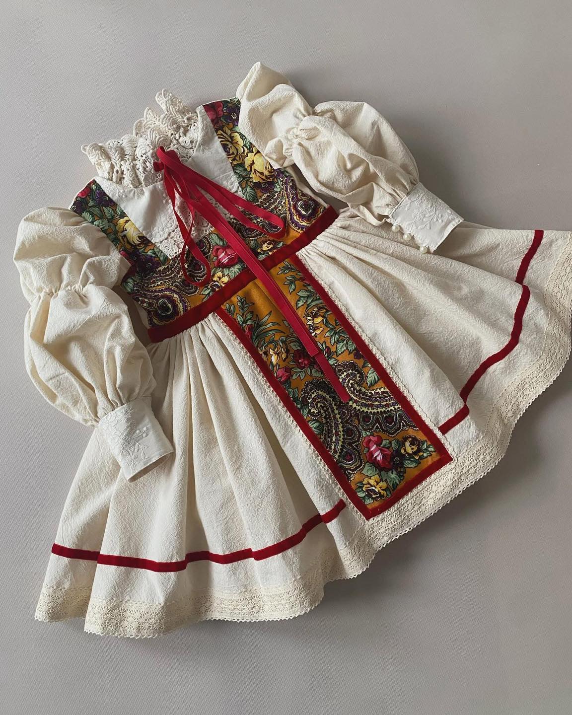 Rochiță Ethno Grace